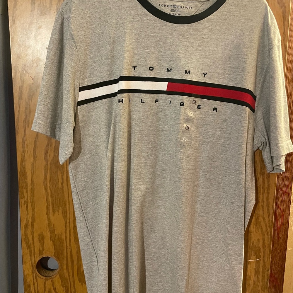 Tommy Hilfiger Gray Short Sleeve Tee with Signature Stripe